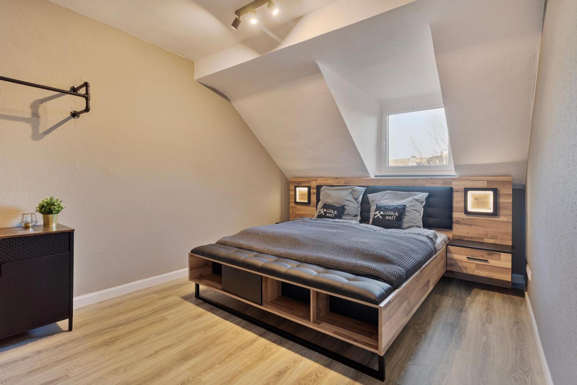 Zeche Trifft Villa Apartments By Cordis Sky Fuer Bis Zu 4 Personen 5 Minuten Zur Messe Essen Oder Hauptbahnhof Bagian luar foto